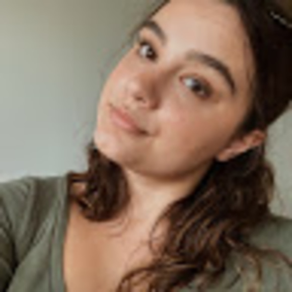 Meet your Posher, Teodora - Picture 1 of 1